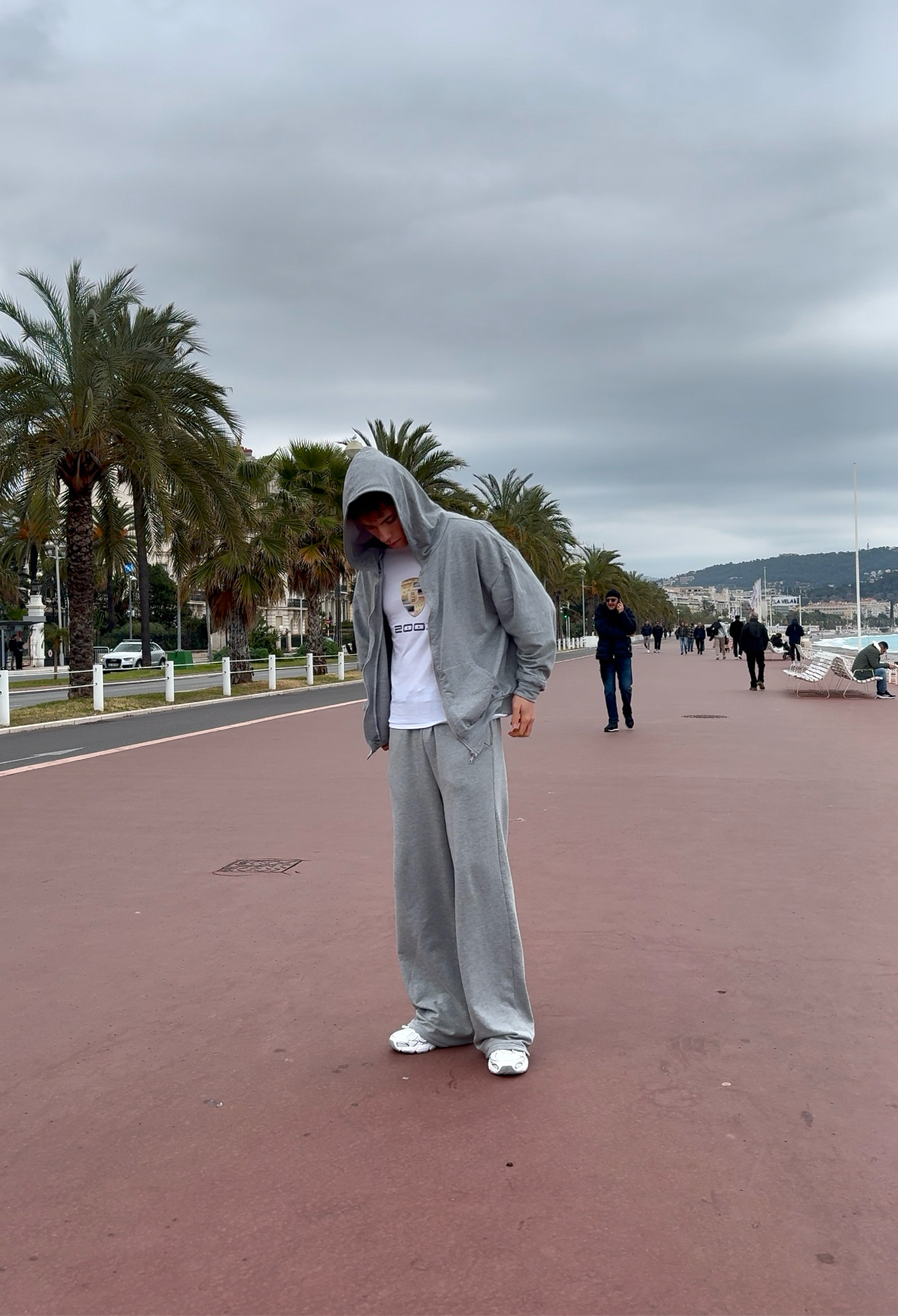 DIY Schnittmuster Zip Hoodie Cody – selbstgenähter Oversize Kapuzenpullover im Streetwear Style