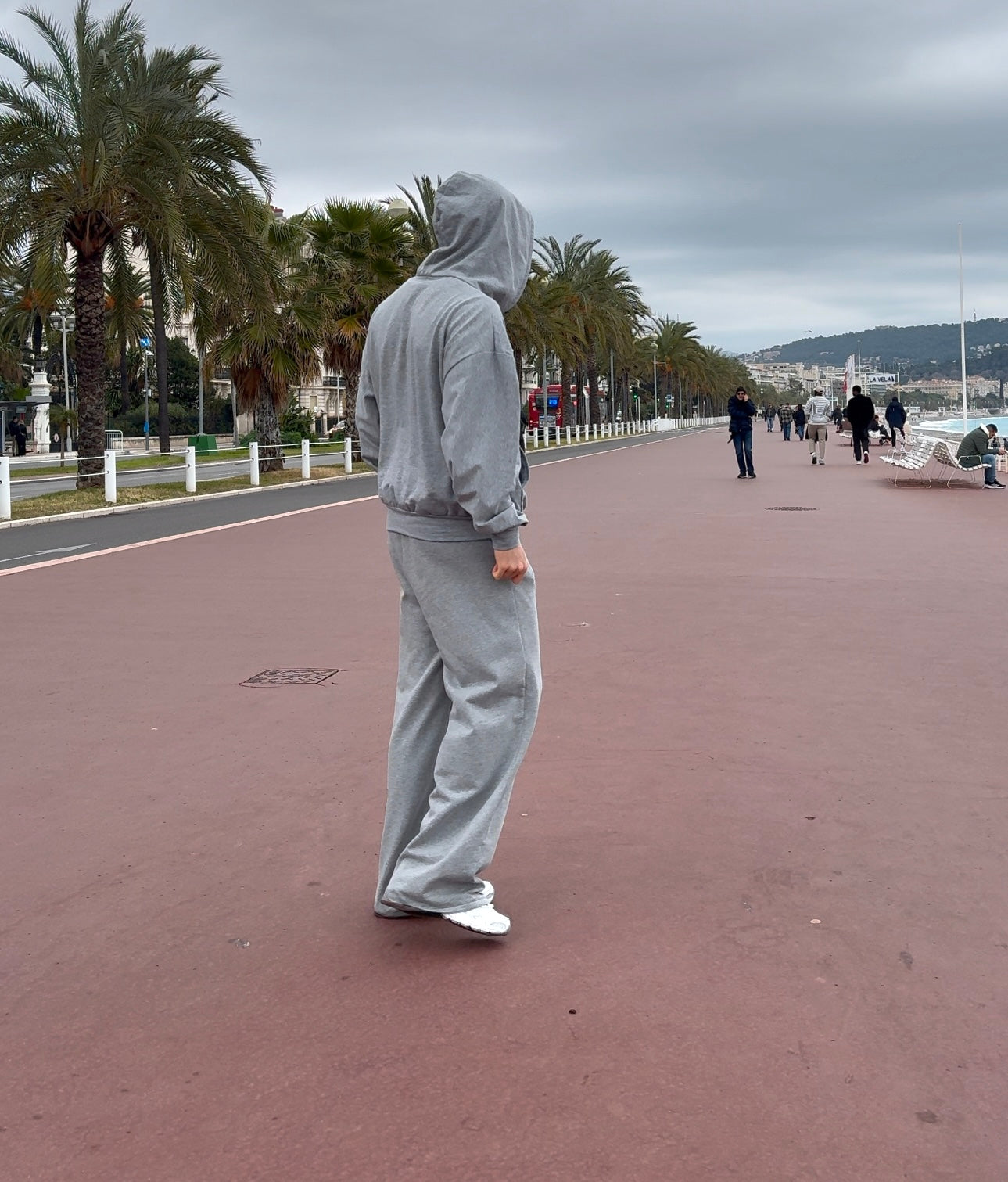 PDF Schnittmuster Oversize Zip Hoodie Cody – Hoodie mit Reißverschluss zum Selbernähen