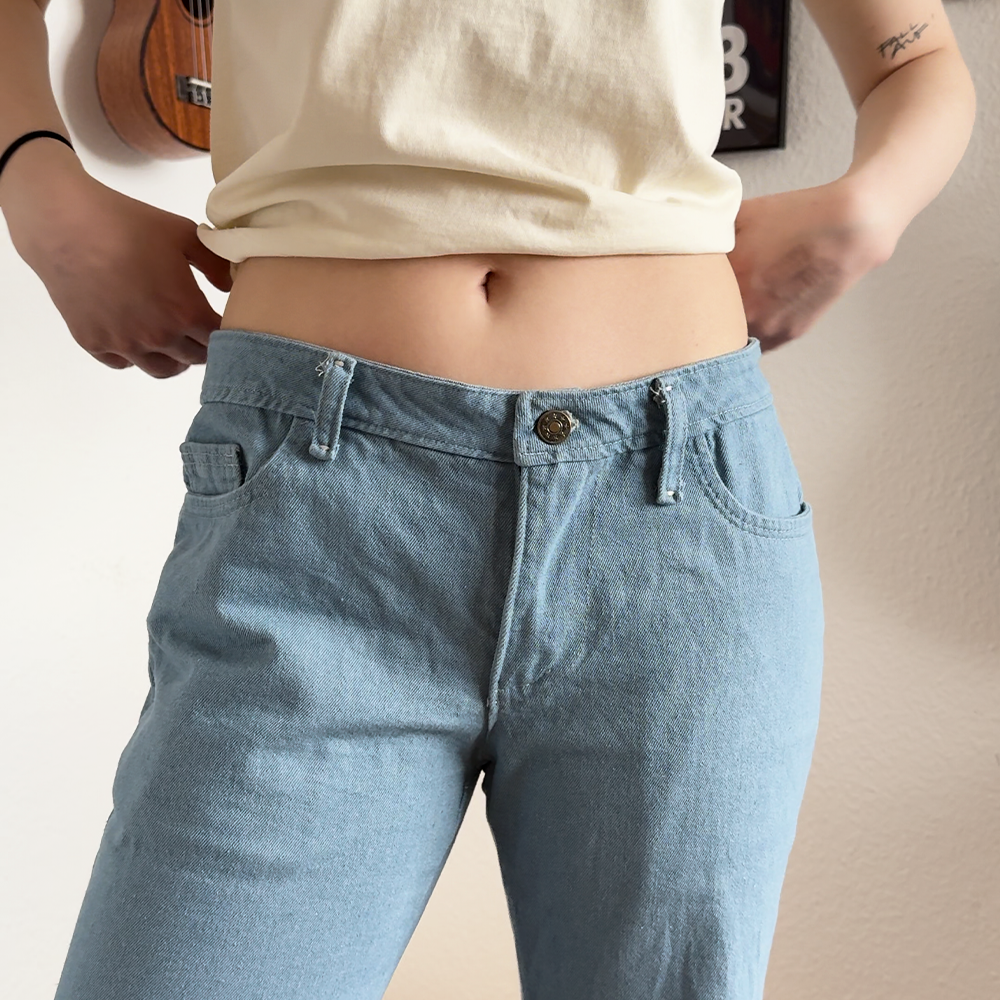 Bootcut Jeans DIY Kit | 2.5m Denim Stoff & Damen Schnittmuster in 40 Größen