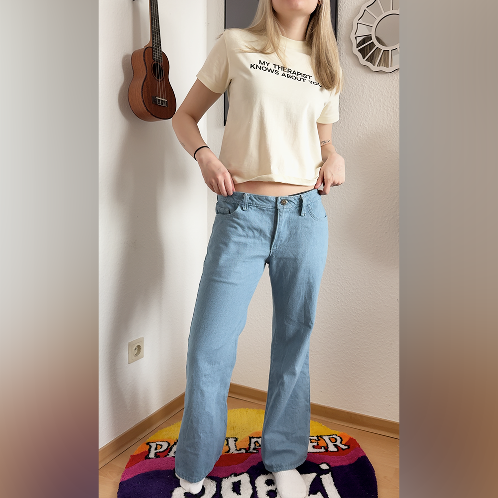 Bootcut Jeans DIY Kit | 2.5m Denim Stoff & Damen Schnittmuster in 40 Größen