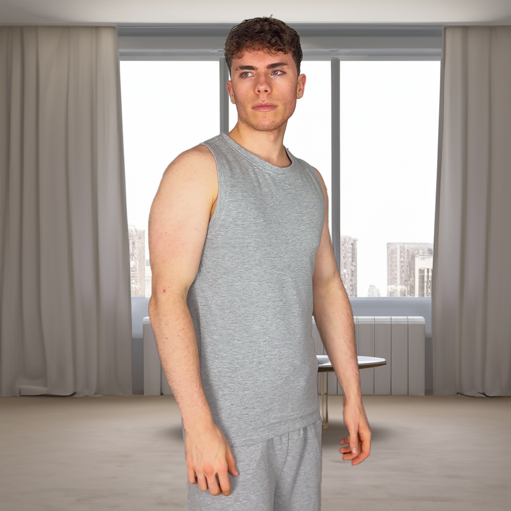 Selbstgenähtes Tank Top aus PDF Schnittmuster – seitliche Ansicht im Streetwear Style